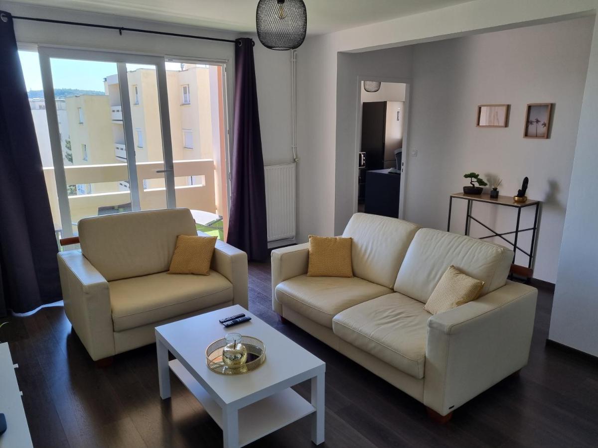 Bel Appartement 2 Chambres ,Residence Privee Givet Exterior foto